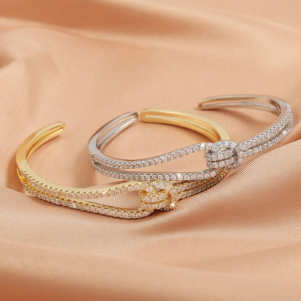 PULSERA NUDO ABIERTO CON DIAMANTES