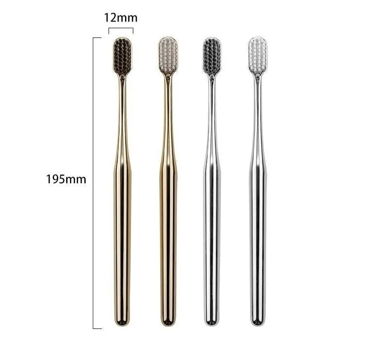 Cepillo de Dientes de Cerdas Suaves Chapado en Oro
